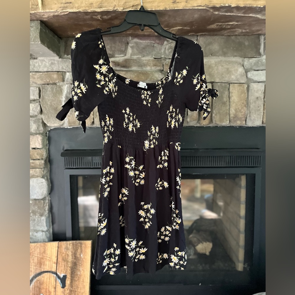 American eagle off shoulder summer dress